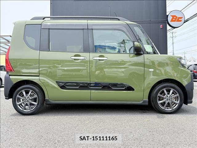 Daihatsu TANTO 2023-10 7458411-6