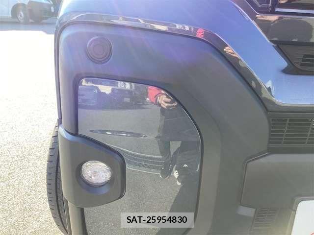 Daihatsu TANTO 2025-11 7458408-9