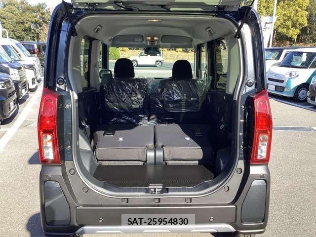 Daihatsu TANTO 2025-11 7458408-19