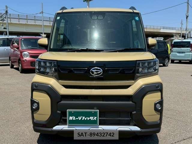Daihatsu TANTO 2025-01 7458410-3