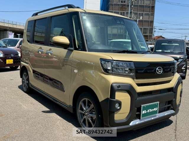 Daihatsu TANTO 2025-01 7458410-4