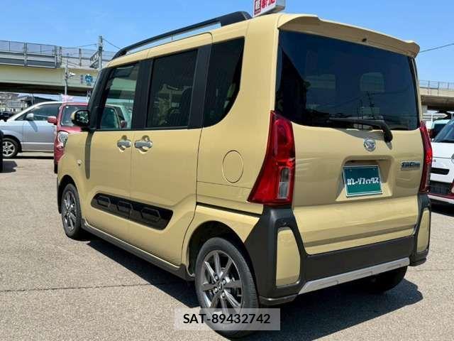 Daihatsu TANTO 2025-01 7458410-8