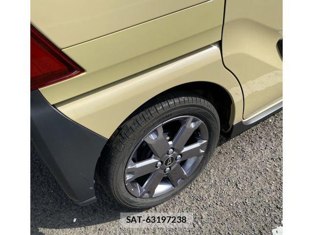 Daihatsu TANTO 2023-02 7458409-7