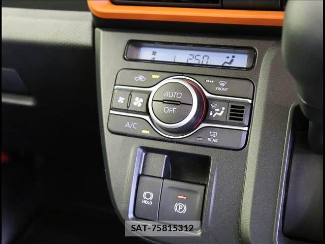 Daihatsu TANTO 2025-10 7458407-9