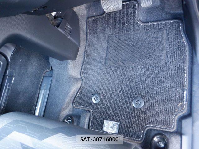 Daihatsu TANTO 2023-06 7503239-25