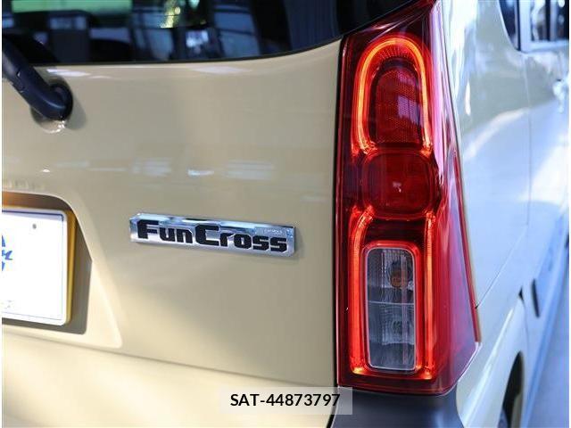 Daihatsu TANTO 2025-09 7503237-24