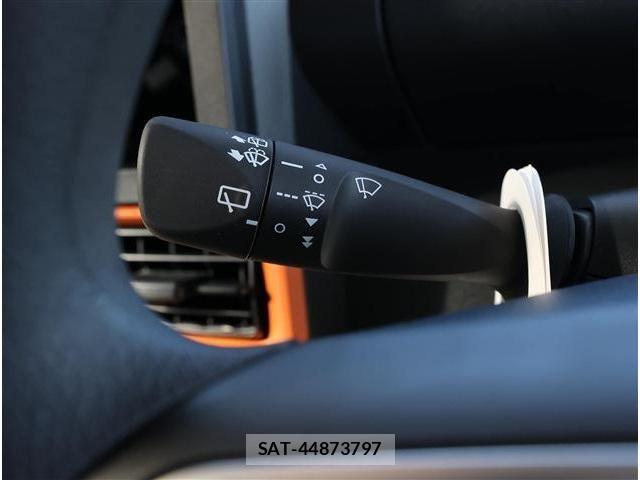 Daihatsu TANTO 2025-09 7503237-25