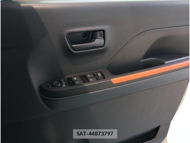 Daihatsu TANTO 2025-09 7503237-2