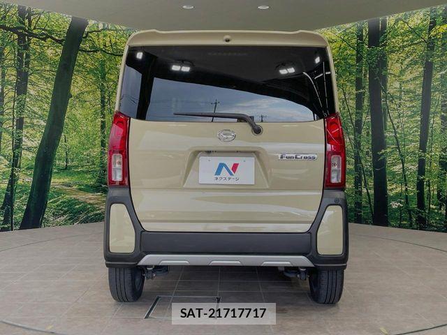 Daihatsu TANTO 2023-10 7562985-14
