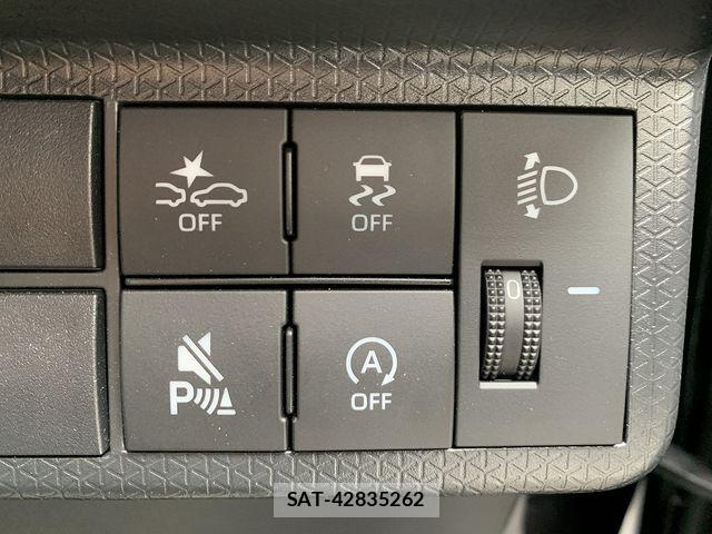 Daihatsu TANTO 2025-02 7880033-9
