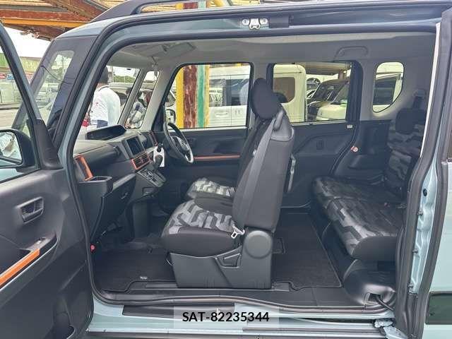 Daihatsu TANTO 2025-09 8102296-5