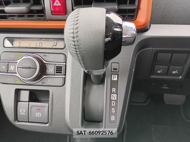 Daihatsu TANTO 2025-11 8102293-20