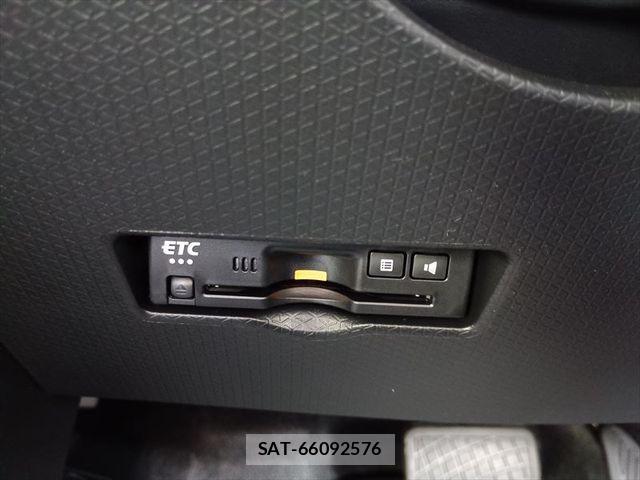 Daihatsu TANTO 2025-11 8102293-22