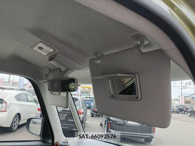 Daihatsu TANTO 2025-11 8102293-26