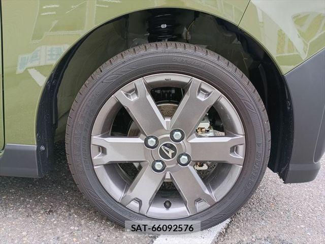 Daihatsu TANTO 2025-11 8102293-5