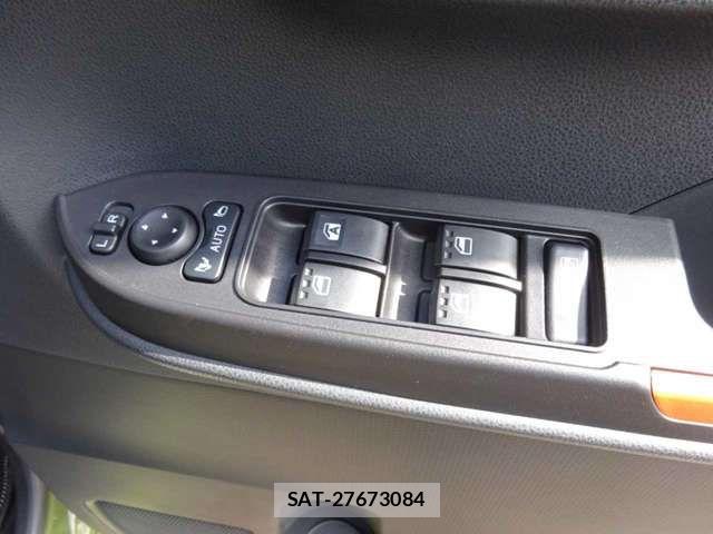 Daihatsu TANTO 2025-04 8102294-8