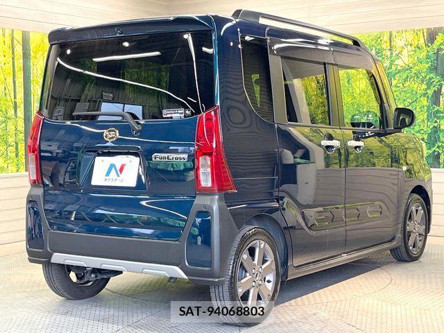 Daihatsu TANTO 2022-11 8210673-16