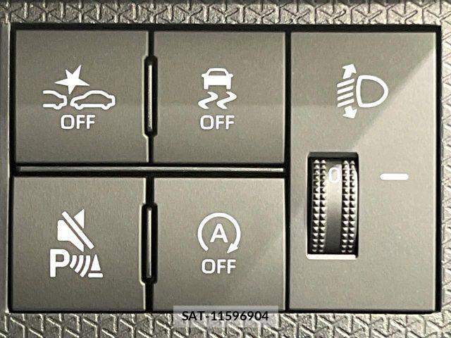Daihatsu TANTO 2025-07 8210675-6