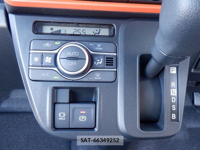 Daihatsu TANTO 2026-03 8210668-12