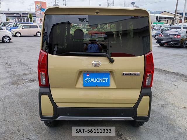 Daihatsu TANTO 2025-08 8210674-3
