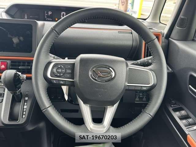 Daihatsu TANTO 2025-09 8210672-10