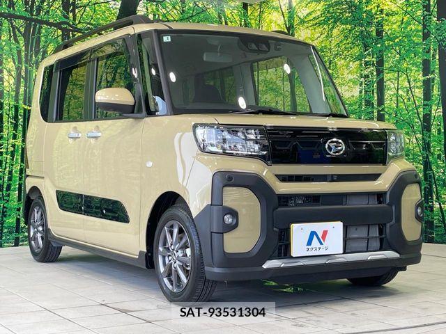 Daihatsu TANTO 2023-01 8232138-15