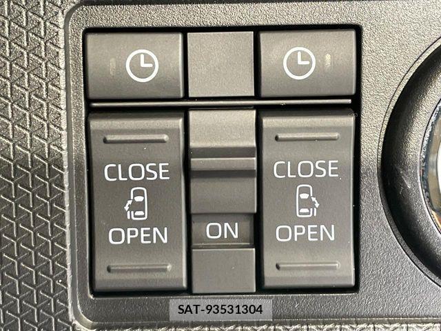 Daihatsu TANTO 2023-01 8232138-4