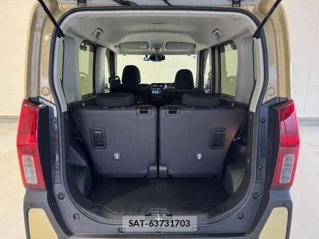 Daihatsu TANTO 2022-11 8246943-11