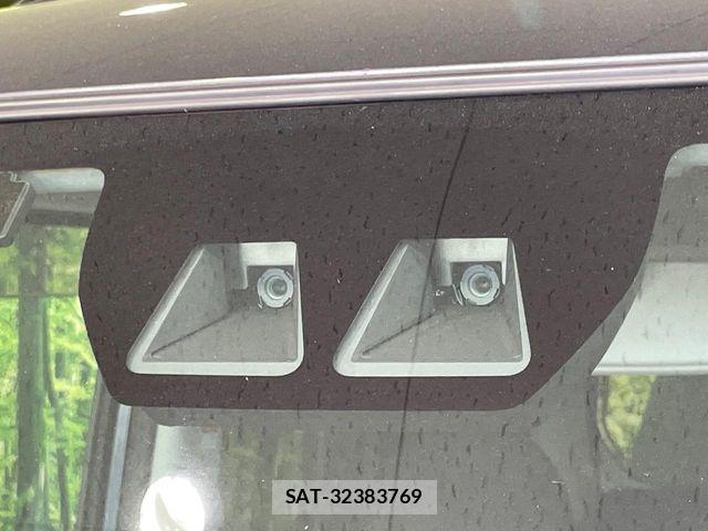 Daihatsu TANTO 2023-07 8246936-4