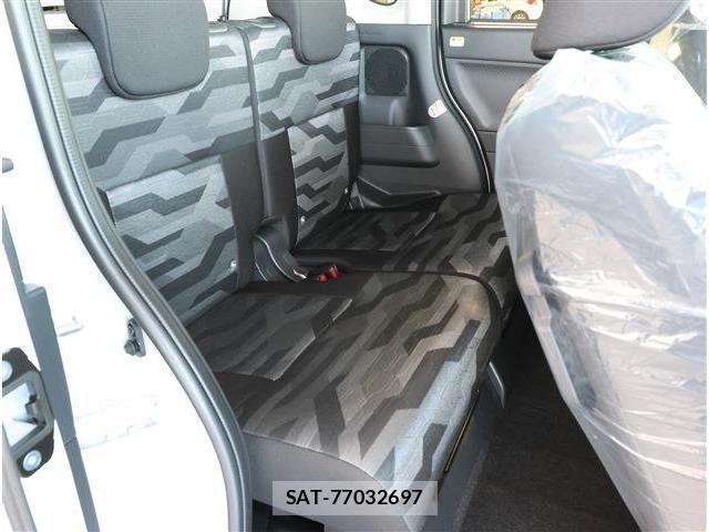 Daihatsu TANTO 2025-11 8317635-12
