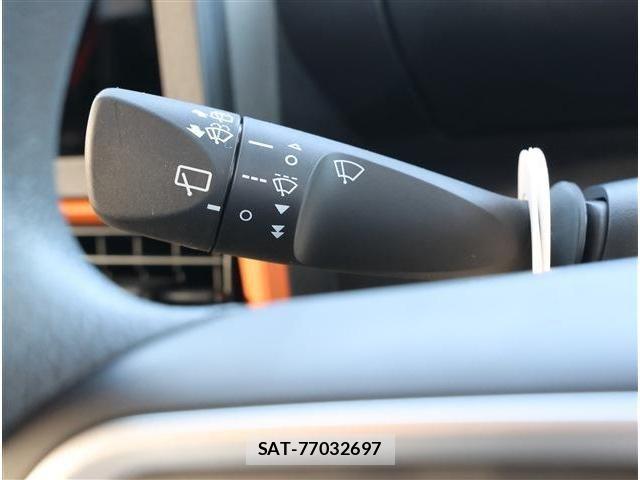 Daihatsu TANTO 2025-11 8317635-25