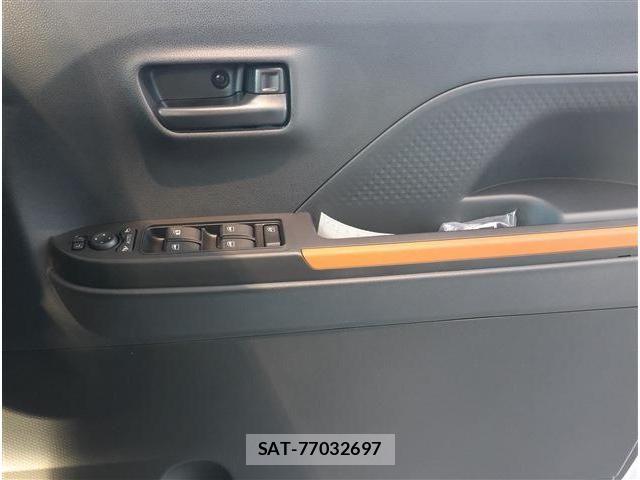Daihatsu TANTO 2025-11 8317635-2