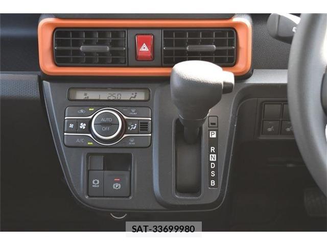 Daihatsu TANTO 2025-07 8317638-9
