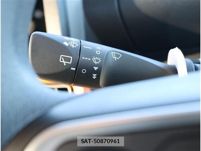 Daihatsu TANTO 2025-11 8317634-25