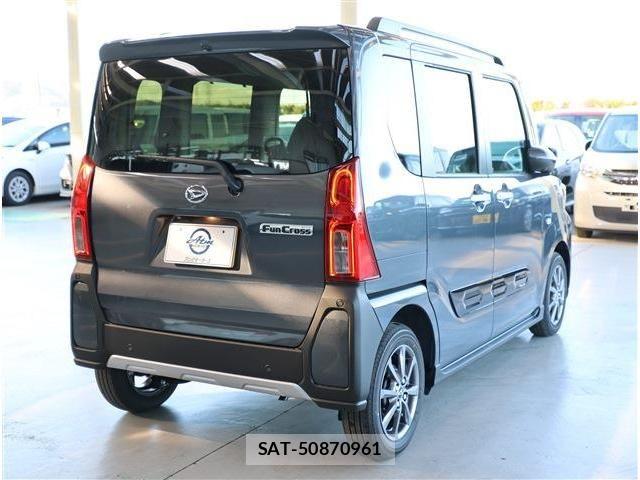 Daihatsu TANTO 2025-11 8317634-3