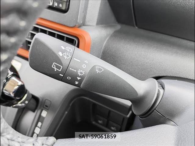 Daihatsu TANTO 2023-09 8317637-10