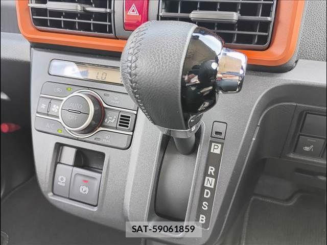 Daihatsu TANTO 2023-09 8317637-8