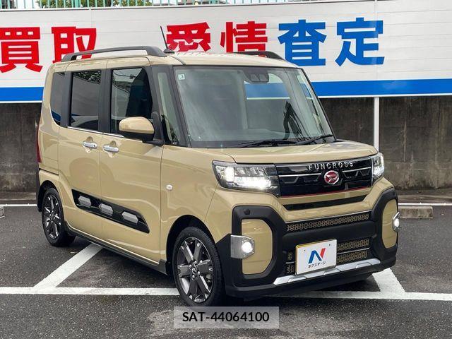 Daihatsu TANTO 2025-03 8335102-15