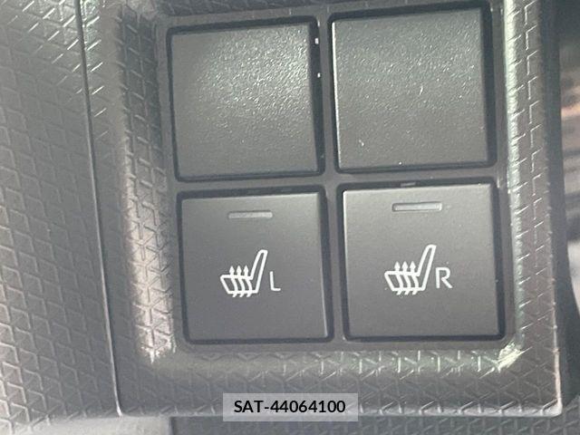 Daihatsu TANTO 2025-03 8335102-6