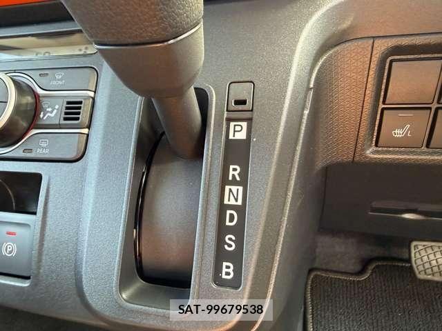 Daihatsu TANTO 2025-10 8338206-23