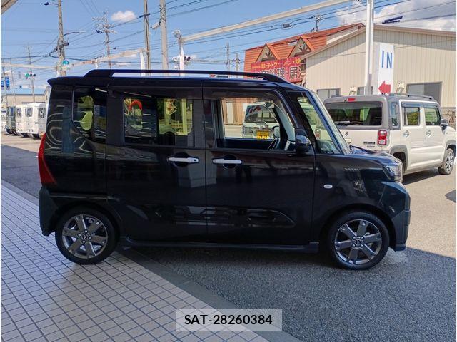 Daihatsu TANTO 2022-10 8338207-3