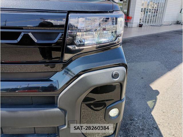 Daihatsu TANTO 2022-10 8338207-4