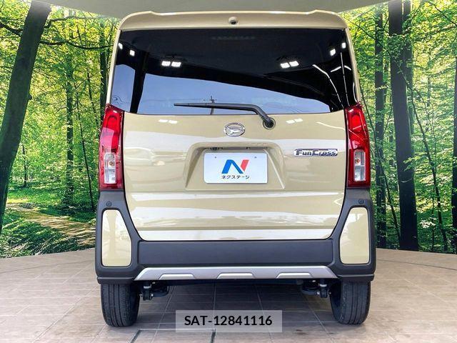 Daihatsu TANTO 2023-07 8338203-14