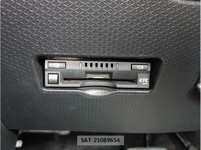 Daihatsu TANTO 2022-11 8338208-17
