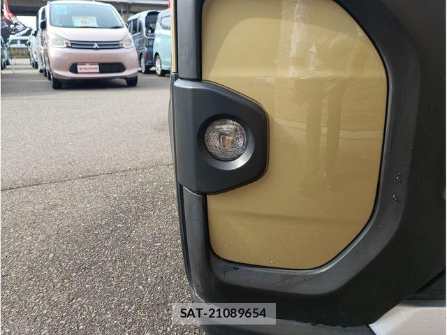 Daihatsu TANTO 2022-11 8338208-22