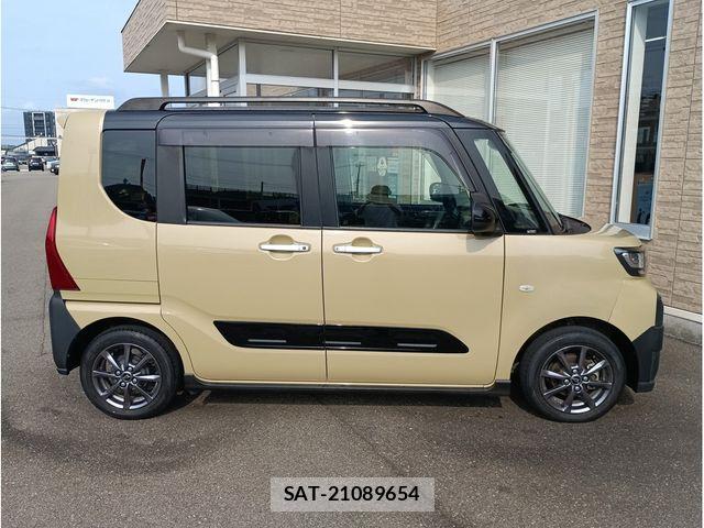 Daihatsu TANTO 2022-11 8338208-2