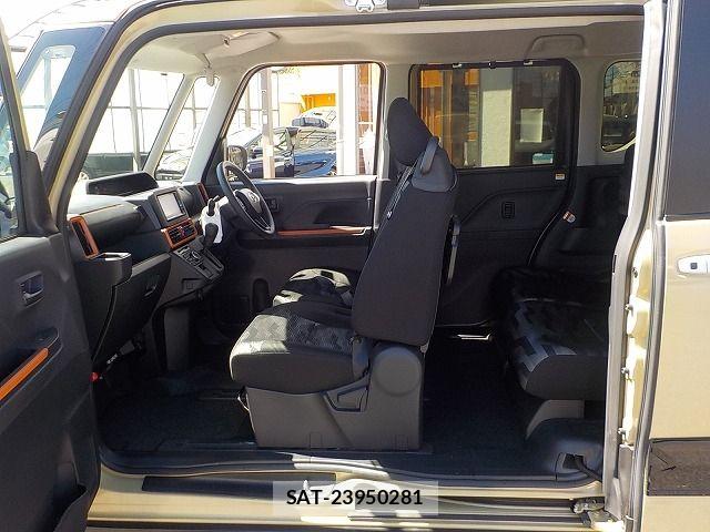 Daihatsu TANTO 2024-11 8355782-14