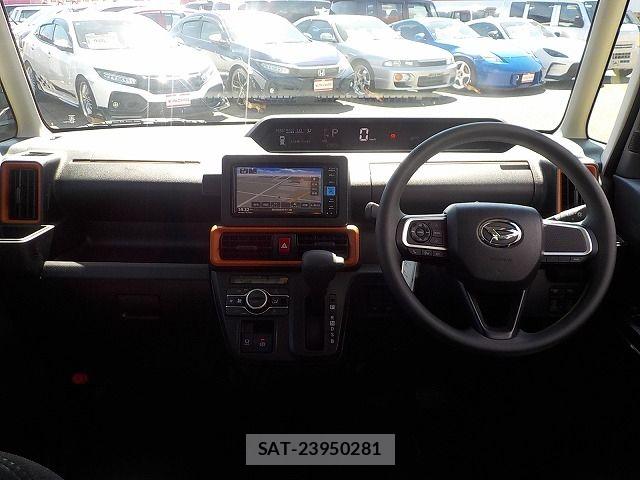 Daihatsu TANTO 2024-11 8355782-2
