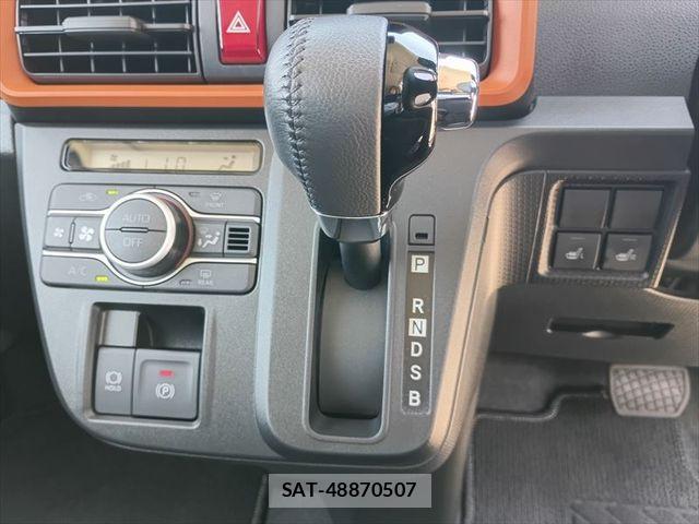 Daihatsu TANTO 2023-08 8369415-20