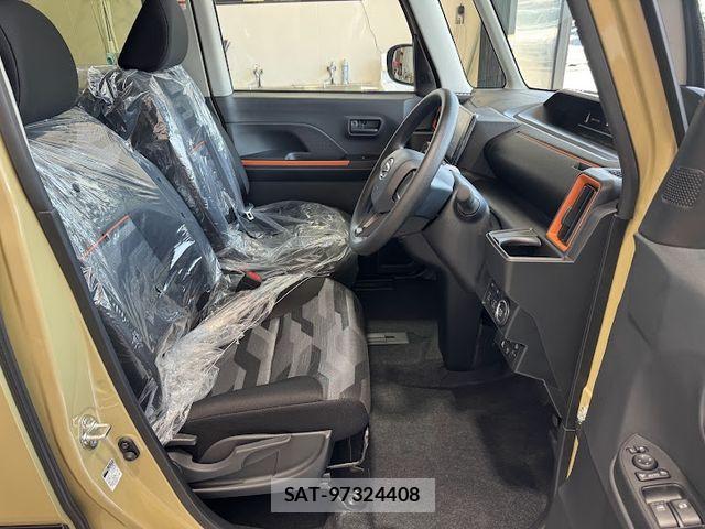 Daihatsu TANTO 2025-03 8369411-8